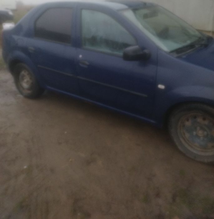 Vând schimb Dacia Logan 2009 modelul fenzleit motor 1.4 mpi benzina ga