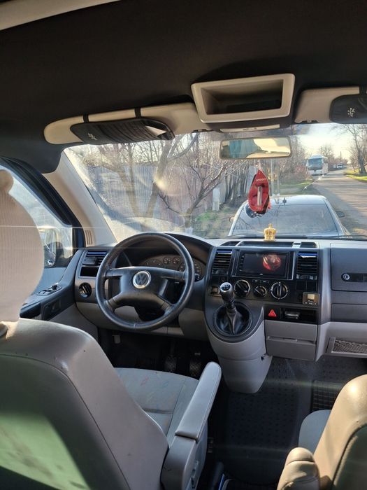 Vând sau transporter