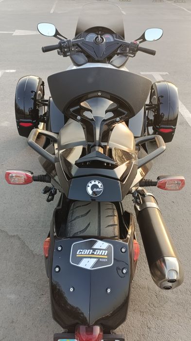 Продаю трицыкл BRP 2009