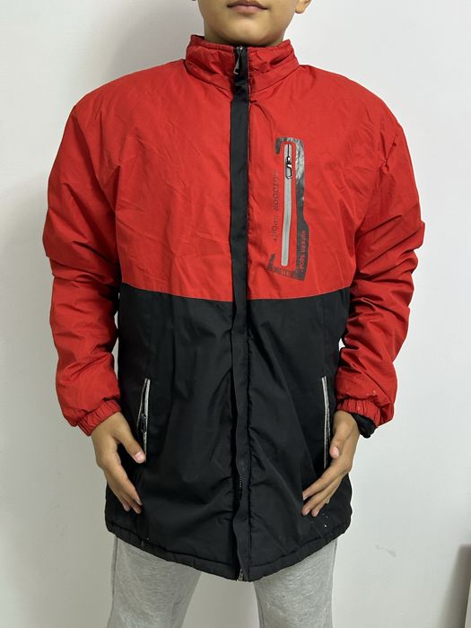 Куртки в отчличном состоянии