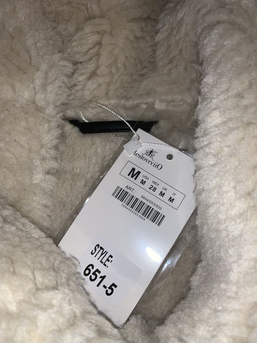 Geacă scurtă de piele întoarsă, mărimea M