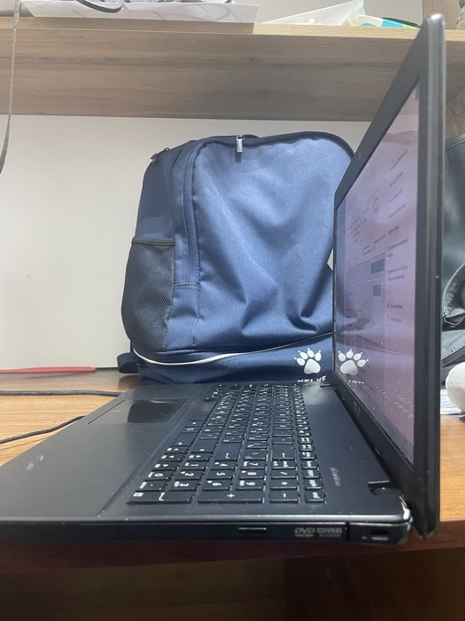 Ноутбук Core i7.