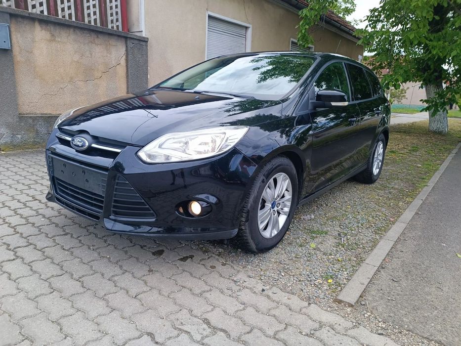 Ford Focus 2013 - 1.0 Benzina Euro 5 - 125CP - Clima/Incalzire Scaune