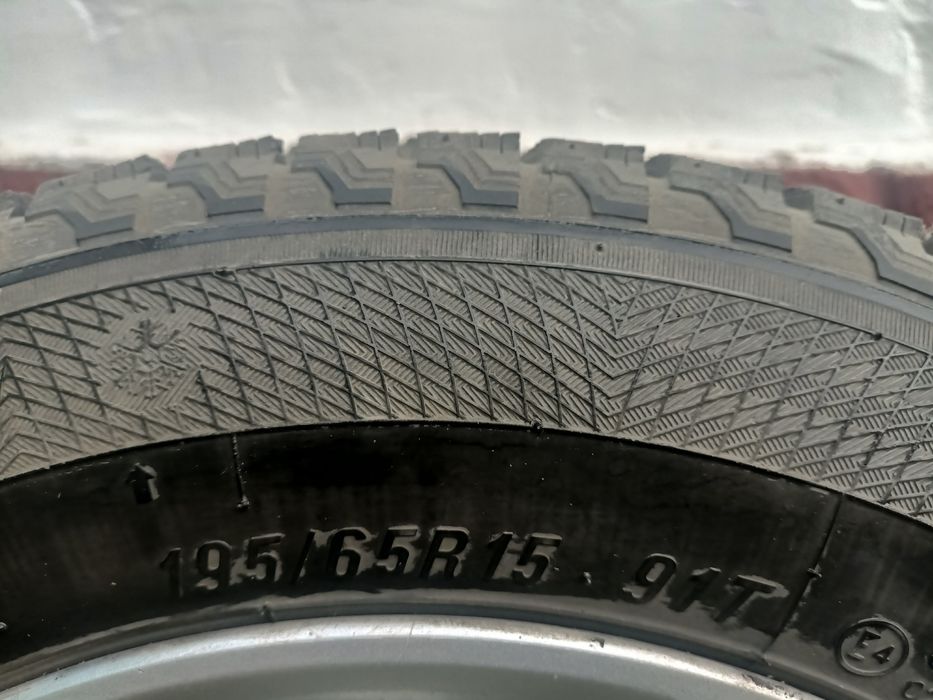 Колёса б/у. В хорошем состоянии с титановым диском