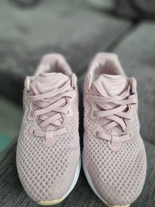 Nike маратонки пепел от рози