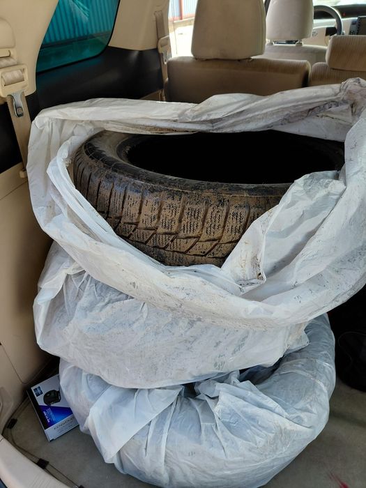 Продам зимние шины