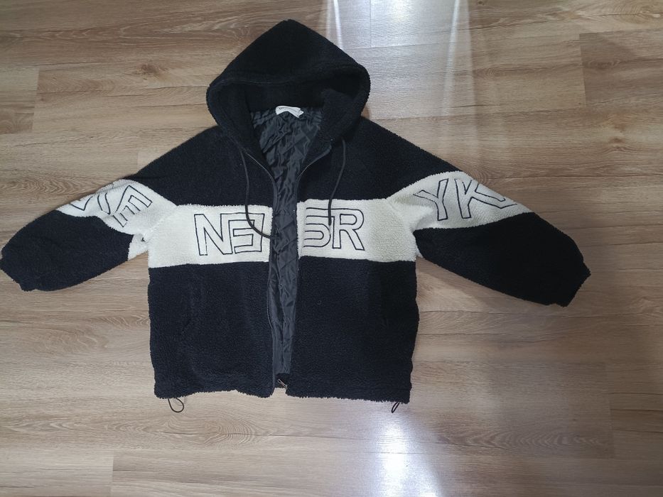 Стильная теплая куртка тедди