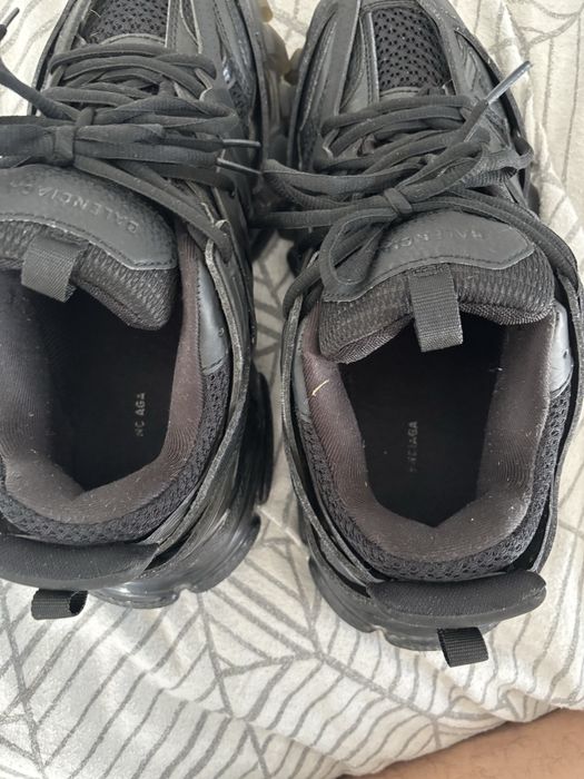 Balenciaga track triple black