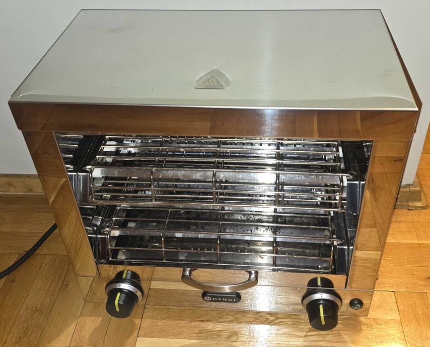 HENDI Multi Toaster – Професионален двуетажен тостер с 6 щипки