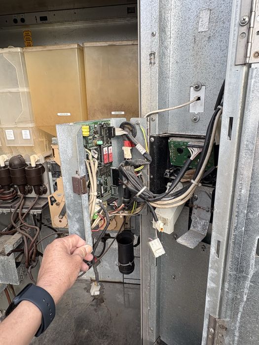 Продава се зануси зенит двумелачкова