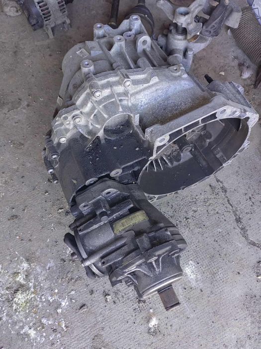 Cutie manuala 6 trepte vw Tiguan 2010