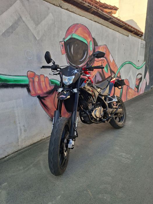 Vand supermoto 125