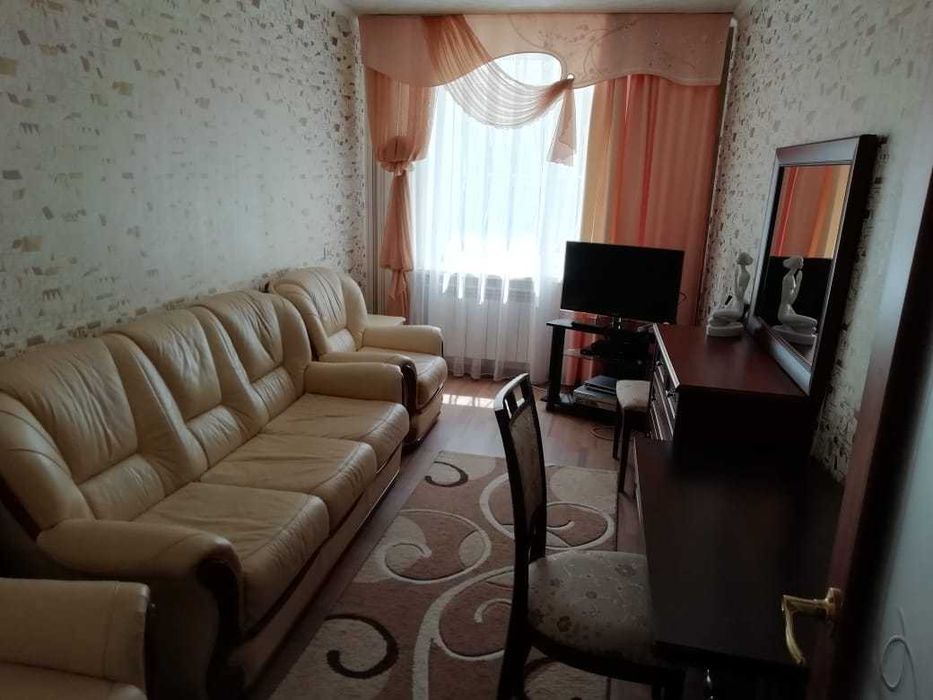 Сдам 3ком квартиру  в районе  Революция