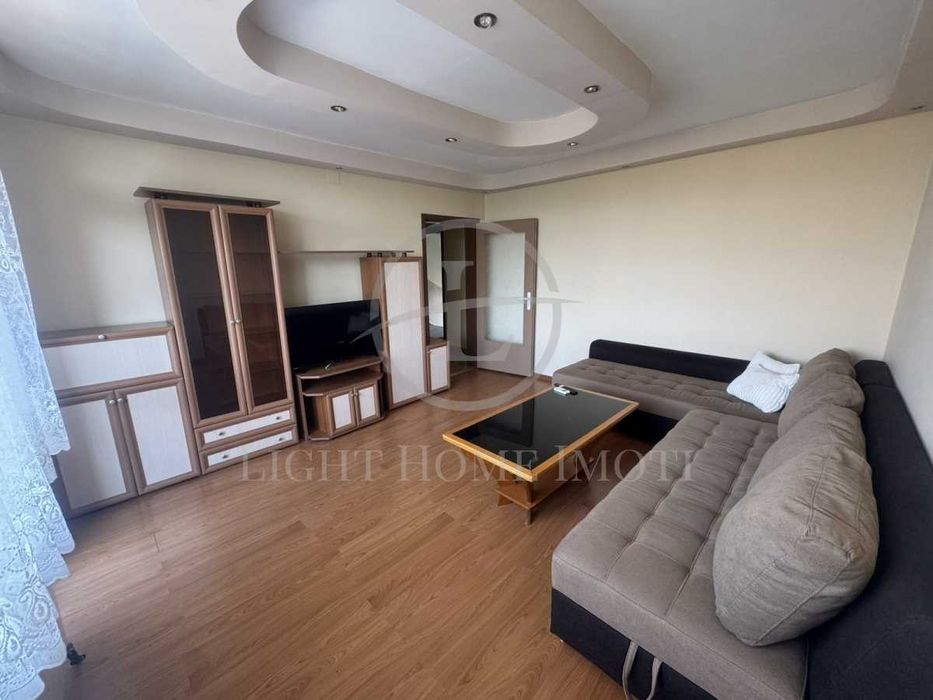 Реф. 2195 Обзаведен Тристаен Стария Град