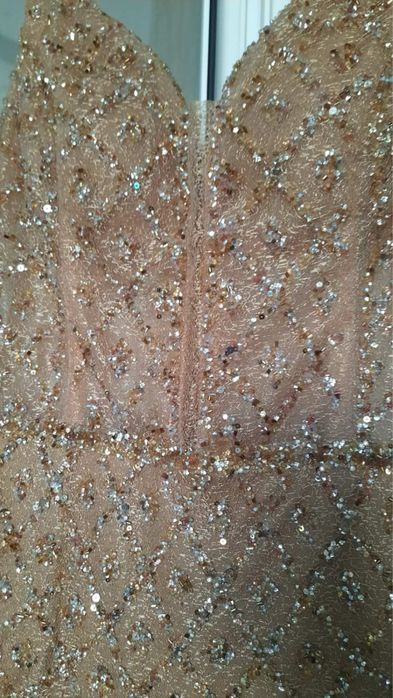 Рокля за абитуриентски бал