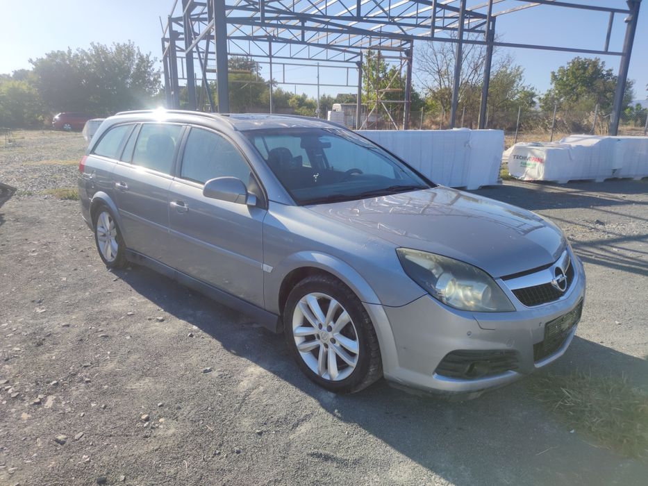 Продавам САМО НА ЧАСТИ! Opel Vectra C 3.0д 184к.с 2007 г. код- Z30DT