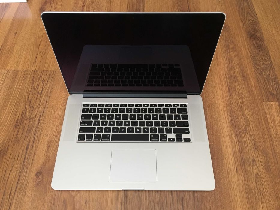 15.4 Core i7 Apple MacBook Pro Mid 2014 16GB RAM/1TB SSD/Nvidia GT 750