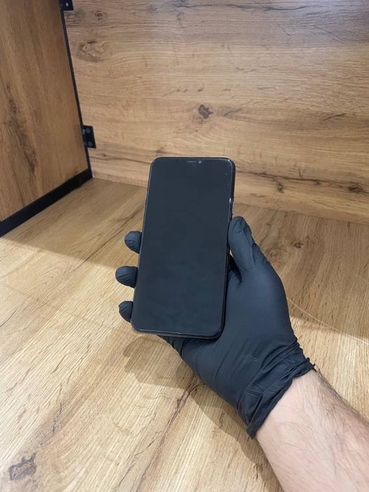 Iphone 11 pro max 256Gb sotuvda