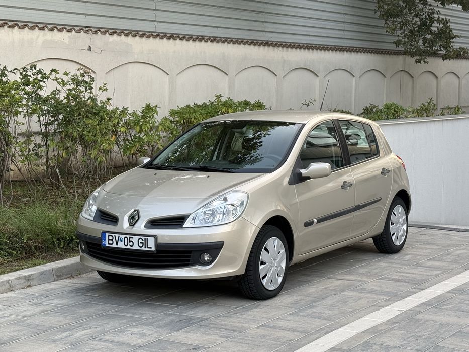 RENAULT Clio