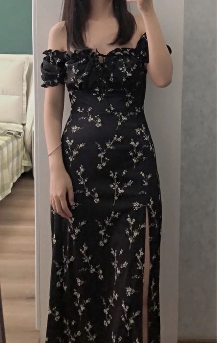 Продам новое платье