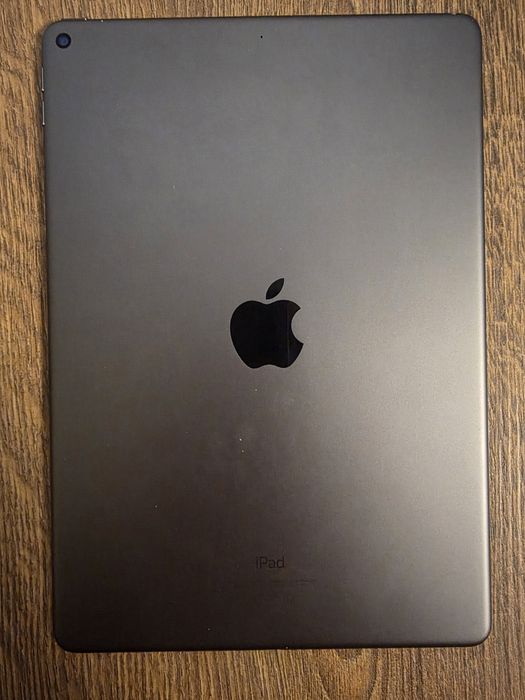iPad Air 3 Space Gray + Apple Pen Gen 1 + Accesorii