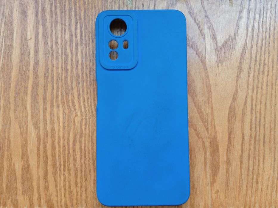 Продаю чехол на андроид.