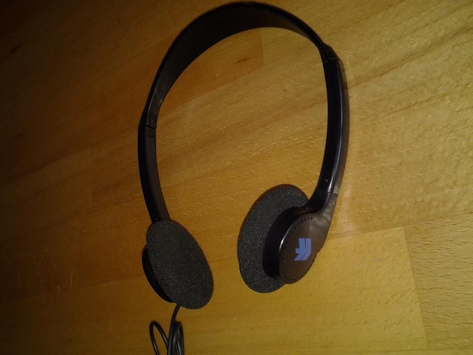 Casti audio cu 2 pini