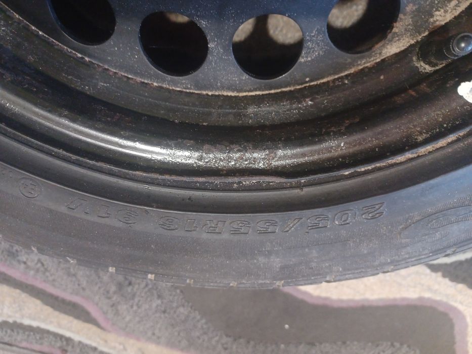 Гума с джанта R16