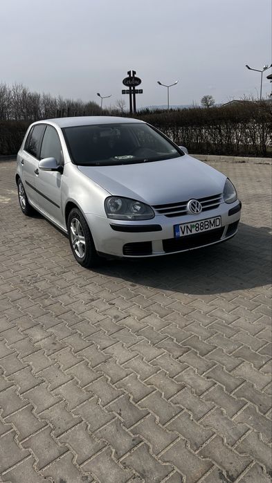Vand GOLF V anul 2004