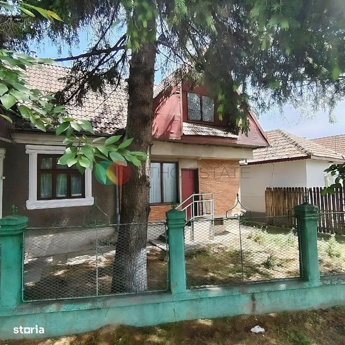 Casa Cujmir Mehedinti | Situata la strada  | Teren 2038 mp|Canalizare