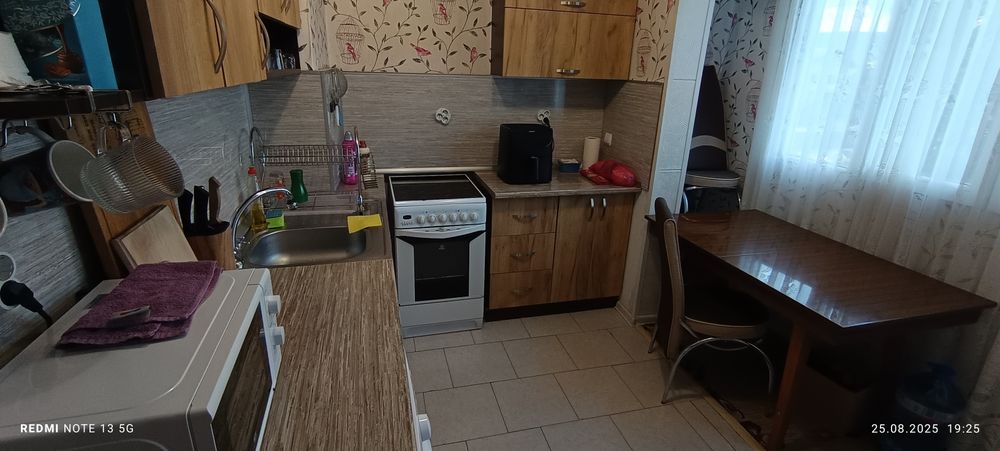 Продава се Двустаен апартамент в Ихтиман - 65 кв.м за 1154 €/кв.м - Снимка #3