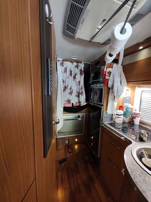 Кемпер HYMER B614 SL Lang 2009 - интегриран клас А