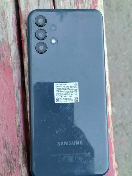 Продам телефон Самсунг А13