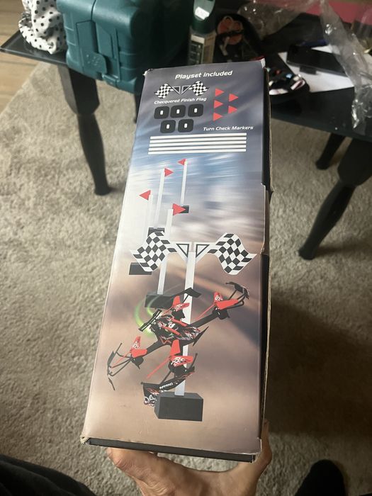 Детски       дрон