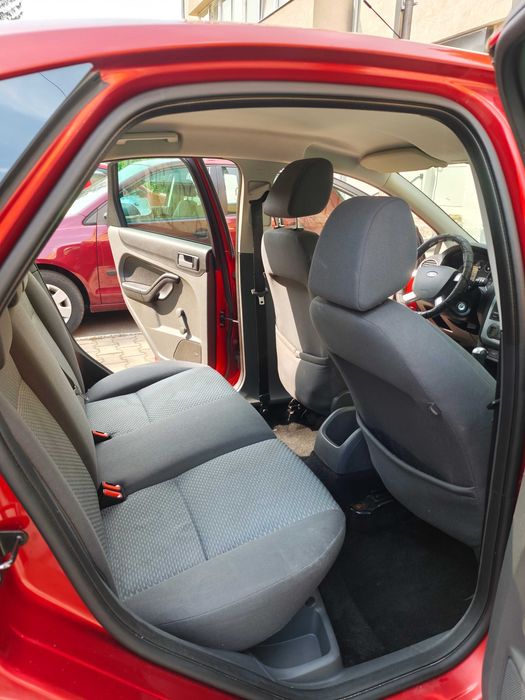 Ford Focus 1.6 Benzina