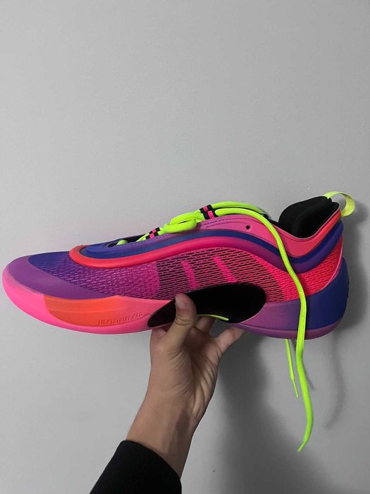 Маратонки Adidas DON ISSUE 6