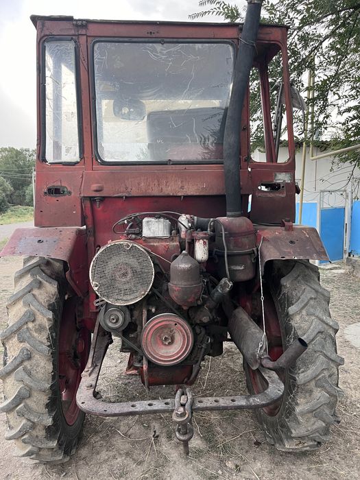 Трактор Т16