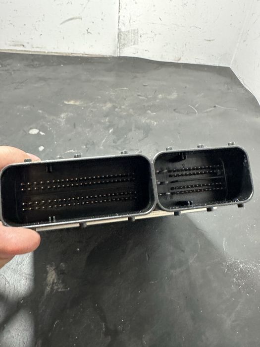 Calculator ECU motor BMW Seria 5 2.5 diesel 525d E60 E61 | 7802266