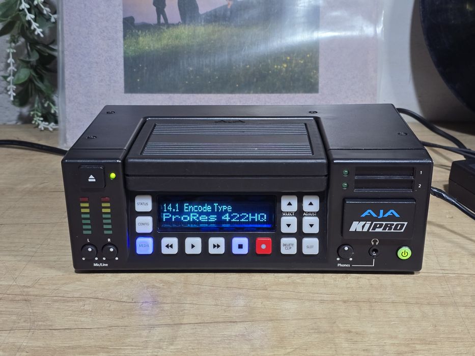 Recorder pro AJA KI pro , hdd 250 gb, profesional ,prores 422 1080p