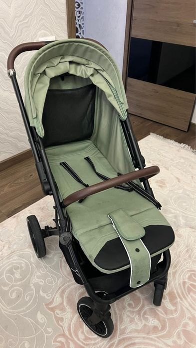 Срочно продам Детскаю коляску