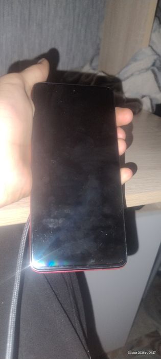 Продам телефон moto g85 5G новый
