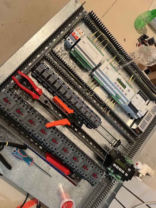 Услуги электрика