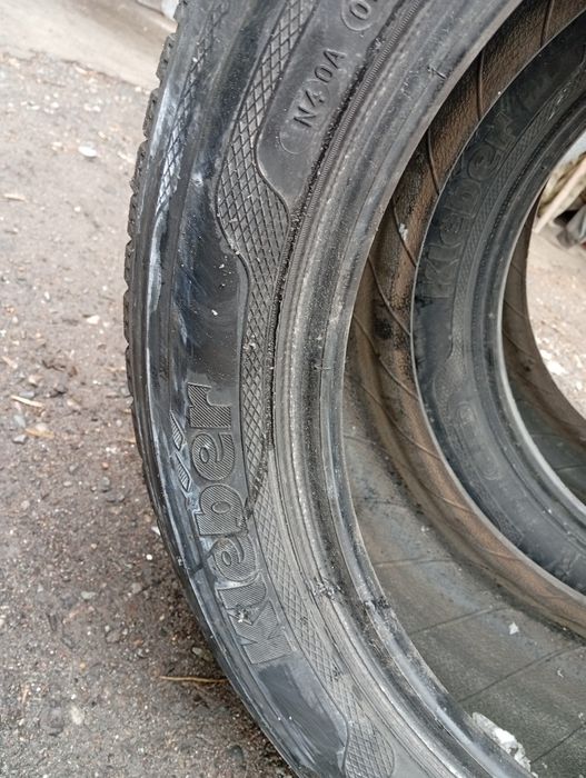 Продам два балона