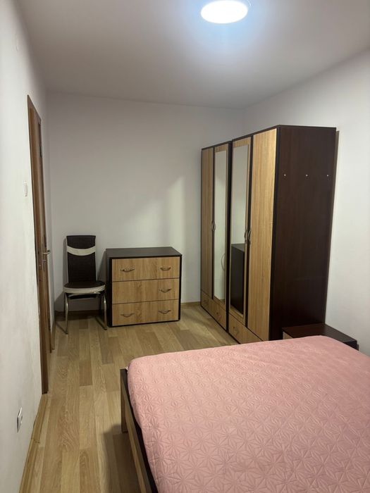 Apartament cu 3 camere, la Parter de închiriat – zona Decebal