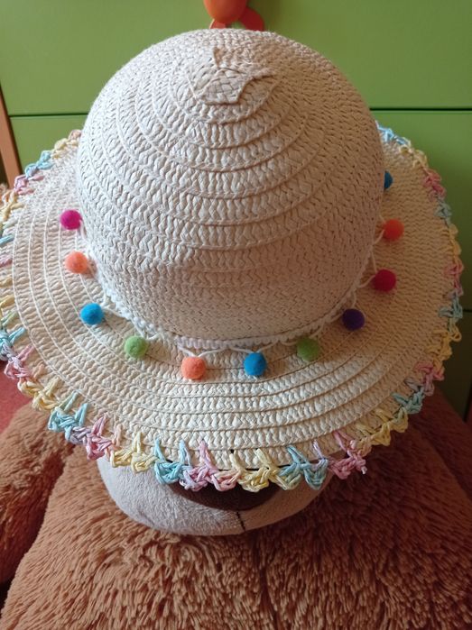 Сламена детска шапка 2 бр