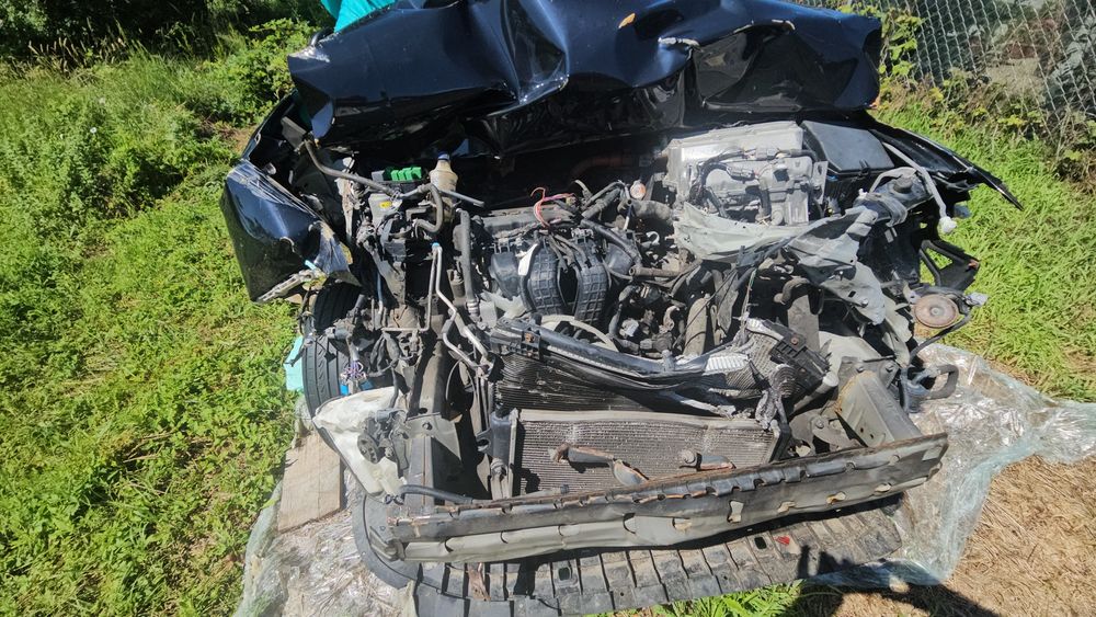 Pt Dezmembrări Mitubishi Outlander PHEV  din 2014 benzina 2 .0