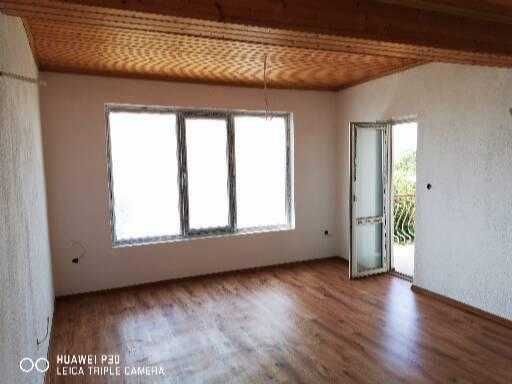 Продава се Къща в с. Божурец, Област Добрич - 115 кв.м за 740 €/кв.м - Снимка #6