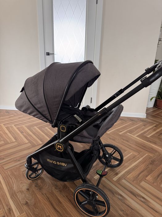 Продам коляску Ining baby