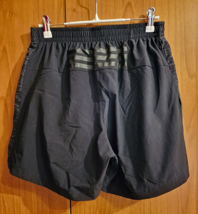 Short Adidas NOI cu eticheta