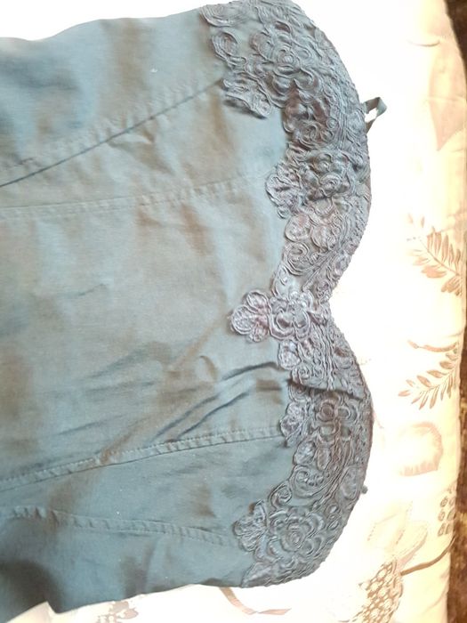 Продам бандажное платье р40